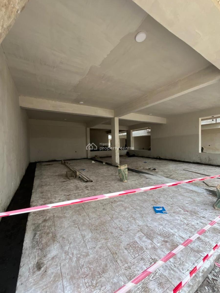 Exclusive 3 Bedroom Apartment with an Elevator, Adeniyi Jones, Ikeja, Lagos, Flat / Apartment for Sale