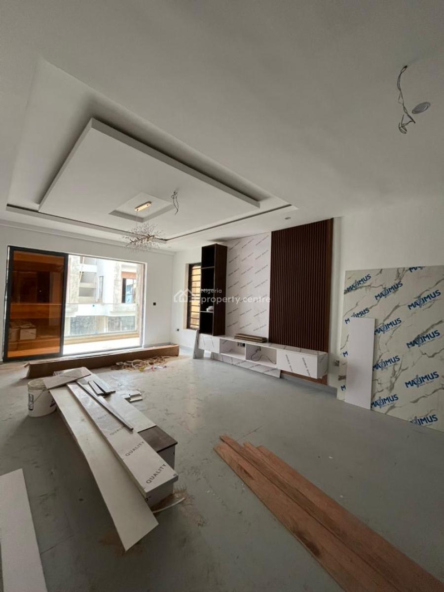 Exclusive 3 Bedroom Apartment with an Elevator, Adeniyi Jones, Ikeja, Lagos, Flat / Apartment for Sale