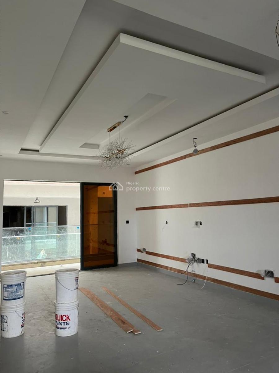 Exclusive 3 Bedroom Apartment with an Elevator, Adeniyi Jones, Ikeja, Lagos, Flat / Apartment for Sale