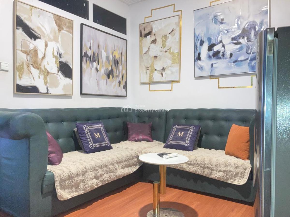 Fully Service and Furnished Mini Flat, Good for Airbnb, Novabase Apartment By Ebano Supermarket Admiralty Way, Lekki Phase 1, Lekki, Lagos, Mini Flat (room and Parlour) for Rent