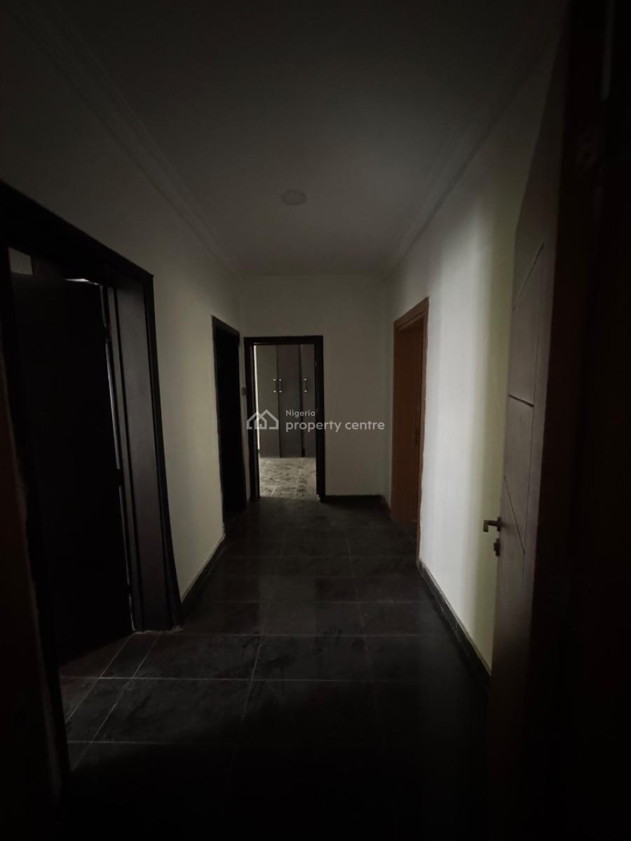 Well Maintained, Three (3) Bedroom Apartment, Ikate, Lekki, Lagos, Flat / Apartment for Sale