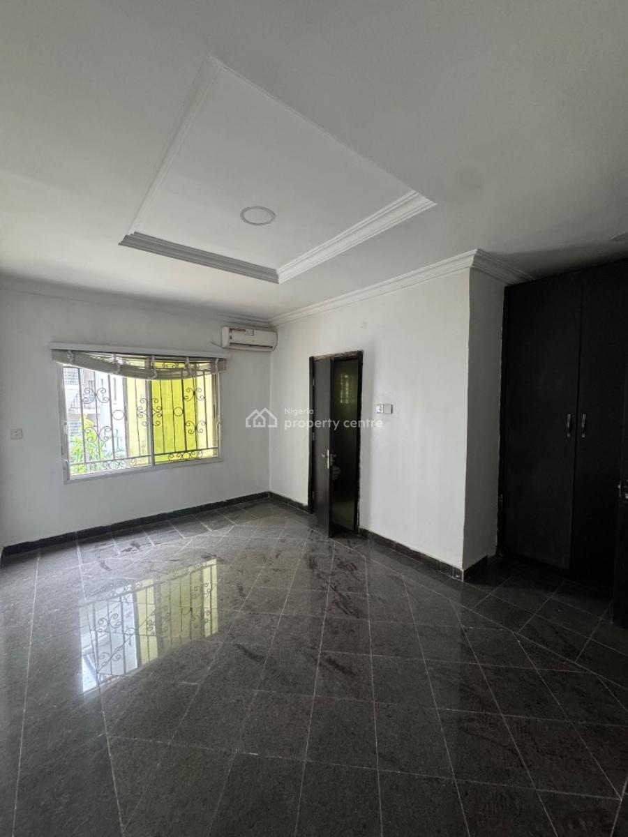 Well Maintained, Three (3) Bedroom Apartment, Ikate, Lekki, Lagos, Flat / Apartment for Sale