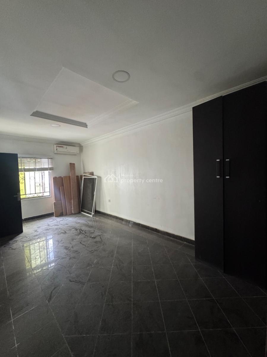 Well Maintained, Three (3) Bedroom Apartment, Ikate, Lekki, Lagos, Flat / Apartment for Sale