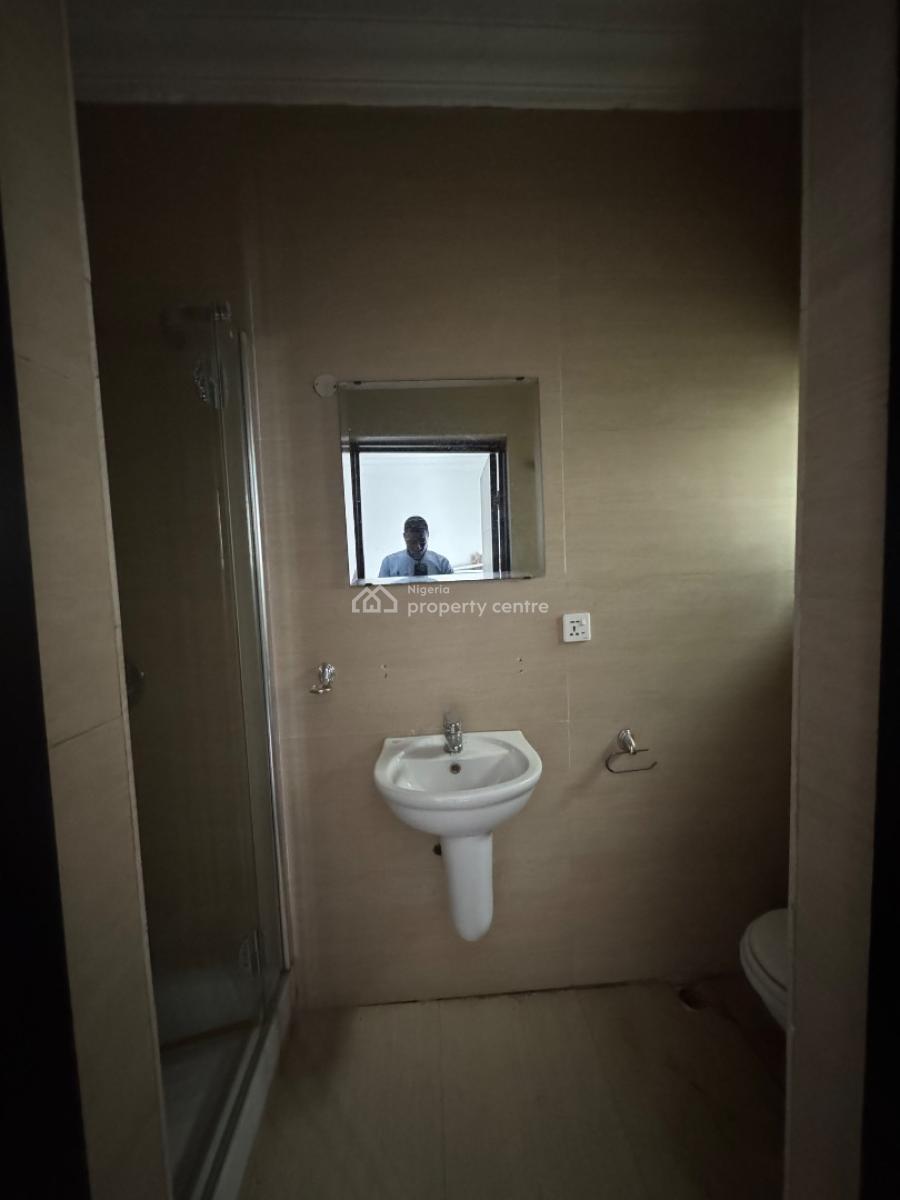 Well Maintained, Three (3) Bedroom Apartment, Ikate, Lekki, Lagos, Flat / Apartment for Sale