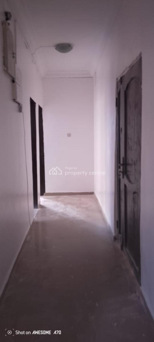 Standard Three Bedroom Apartment Available in a Serene Estate, Oyadiran Estate, Sabo, Yaba, Lagos, Flat / Apartment for Rent