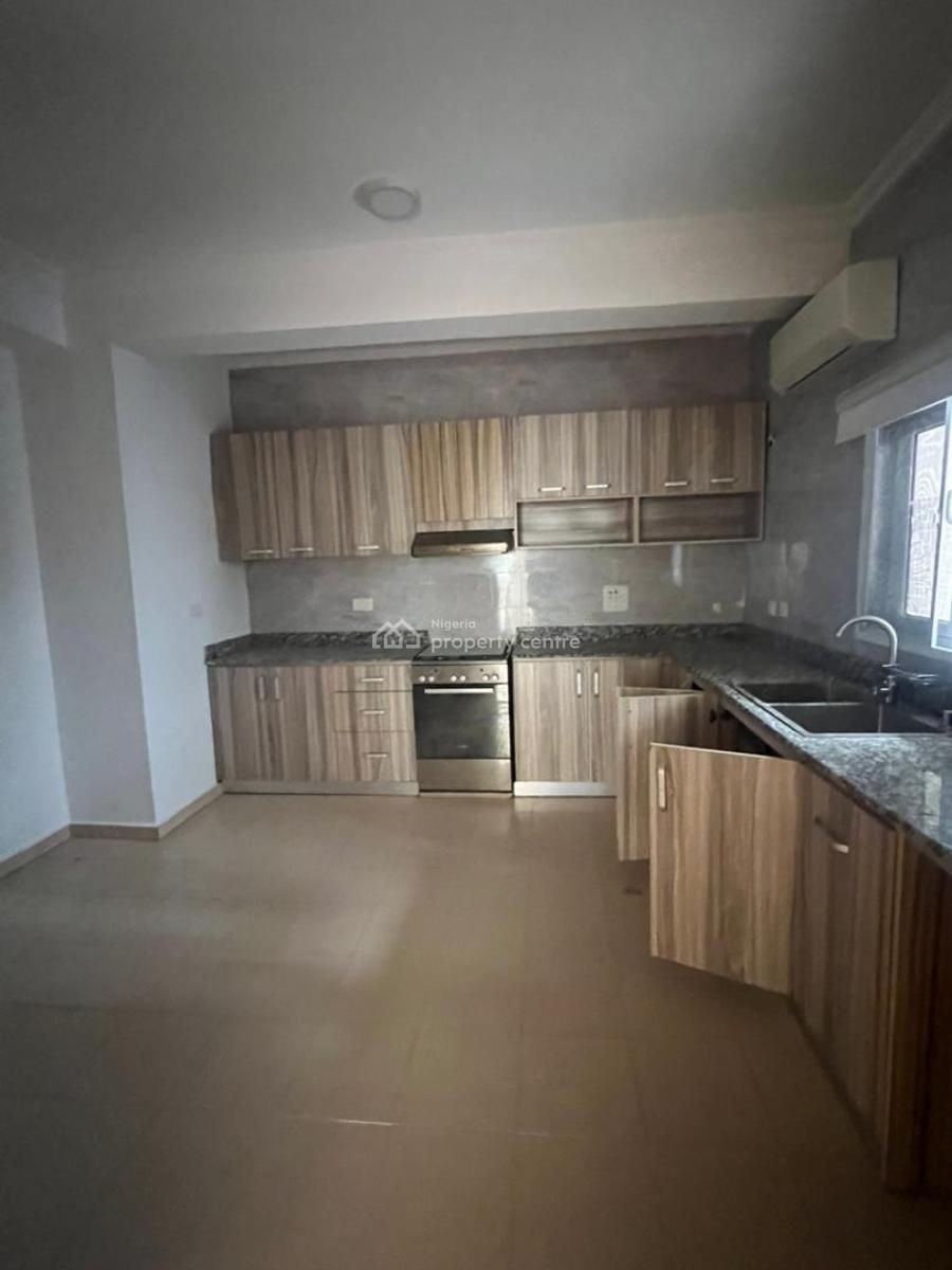 Newly Renovated, Spacious and Well Maintained 3 Bedroom Apartment, Banana Island, Ikoyi, Lagos, Flat / Apartment for Rent