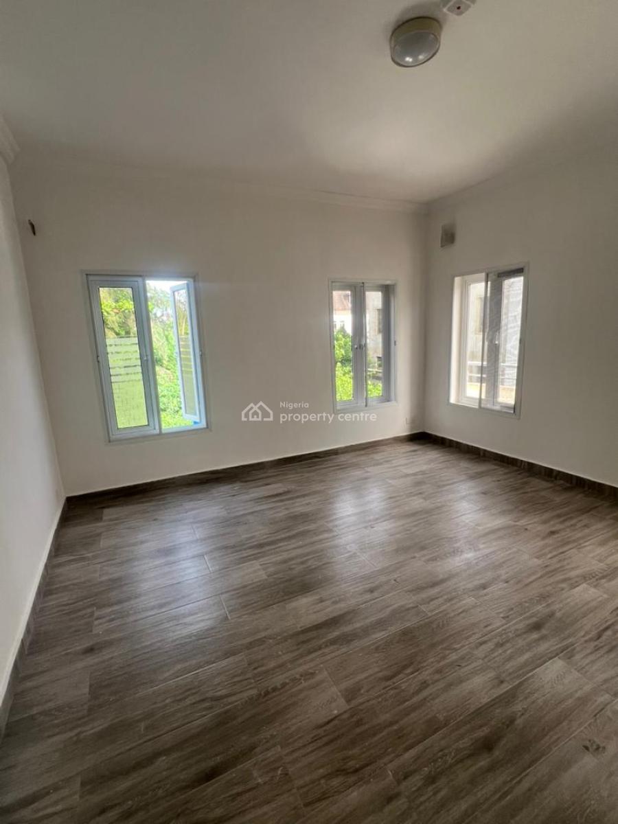 Newly Renovated, Spacious and Well Maintained 3 Bedroom Apartment, Banana Island, Ikoyi, Lagos, Flat / Apartment for Rent