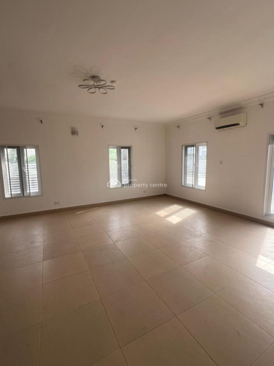 Newly Renovated, Spacious and Well Maintained 3 Bedroom Apartment, Banana Island, Ikoyi, Lagos, Flat / Apartment for Rent