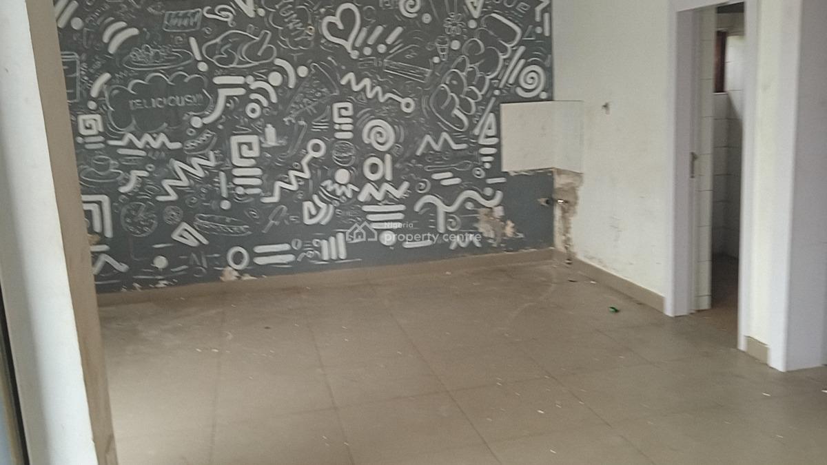 Prime Restaurant Space, 3rd Avenue, Gwarinpa, Abuja, Restaurant / Bar for Rent