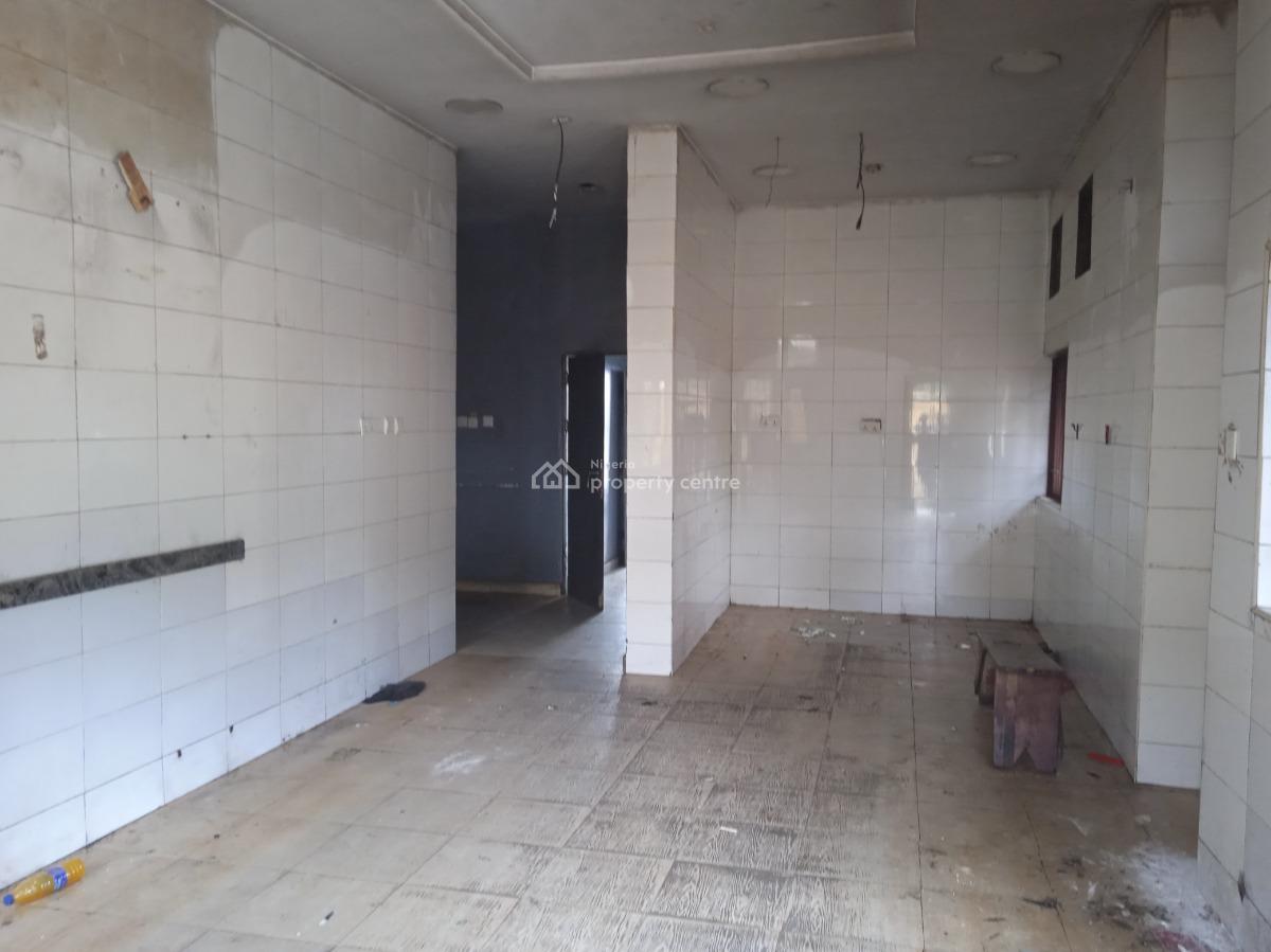 Prime Restaurant Space, 3rd Avenue, Gwarinpa, Abuja, Restaurant / Bar for Rent