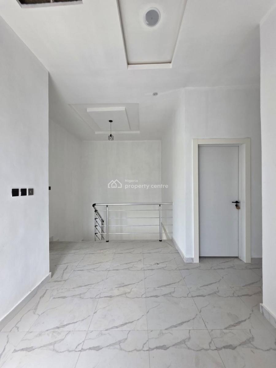 3 Bedroom Semi-detached +bq, Ogombo, Ajah, Lagos, Semi-detached Duplex for Sale