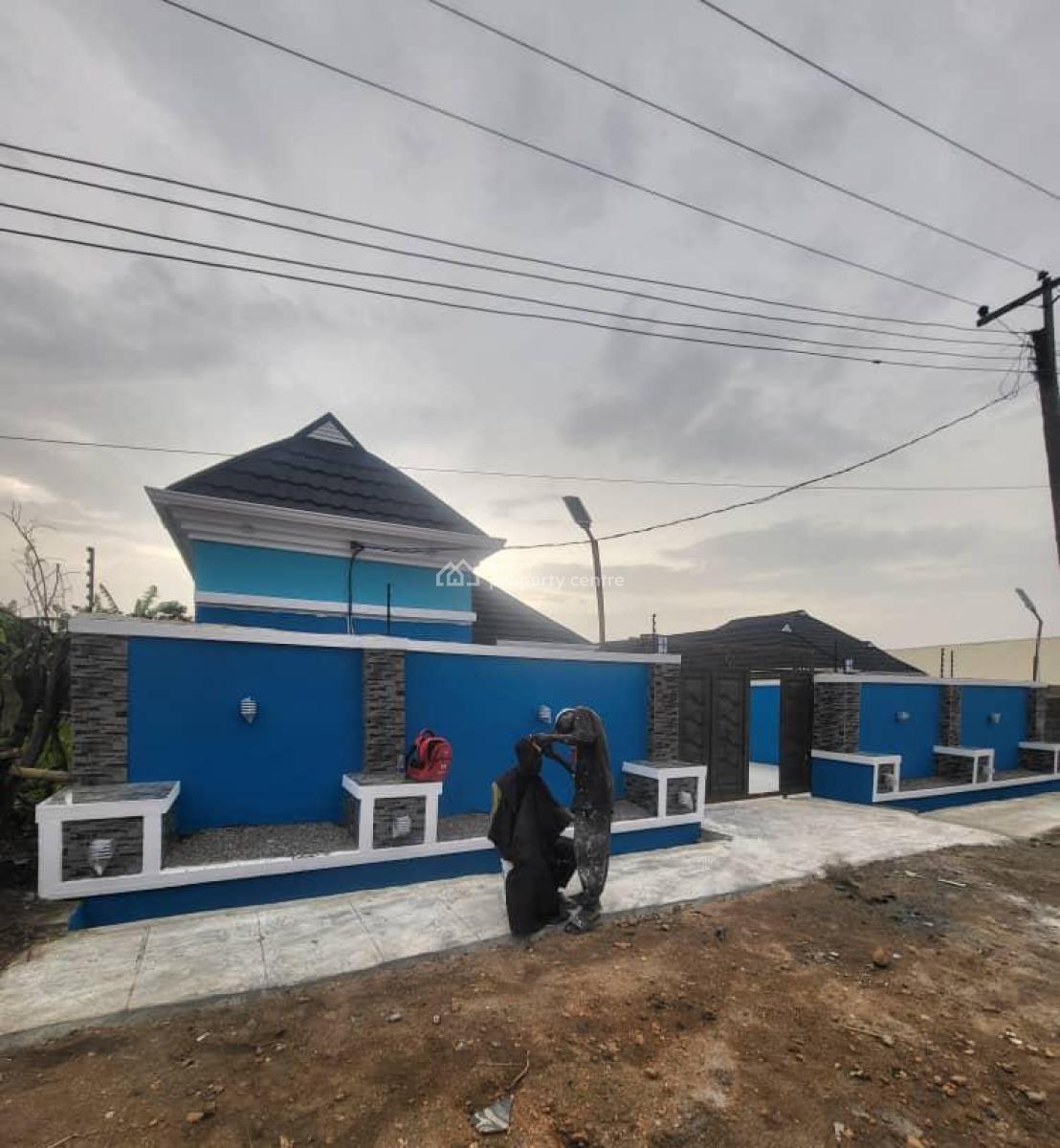 Nicely & Newly Built 3 Bedroom Bungalow ,with a Spacious Room Self, Unity Estate ,off Akuru Hassan, Elebu, Oluyole Extension, Ibadan., Ibadan, Oyo, House for Sale