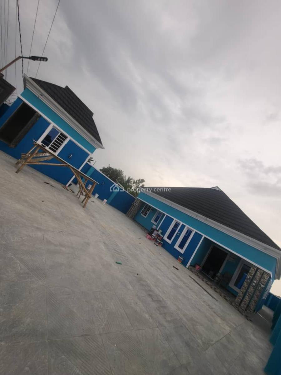 Nicely & Newly Built 3 Bedroom Bungalow ,with a Spacious Room Self, Unity Estate ,off Akuru Hassan, Elebu, Oluyole Extension, Ibadan., Ibadan, Oyo, House for Sale