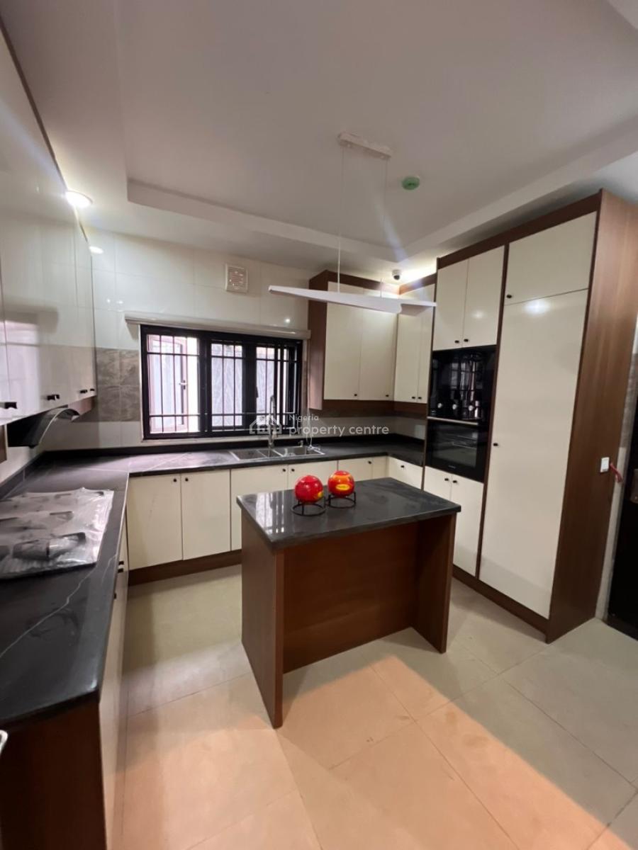 2 Bedrooms Apartment, Wuye Main Tarred Road, Wuye, Abuja, House for Rent