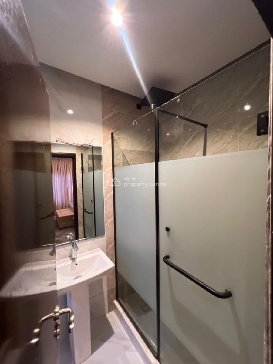 2 Bedrooms Apartment, Wuye Main Tarred Road, Wuye, Abuja, House for Rent