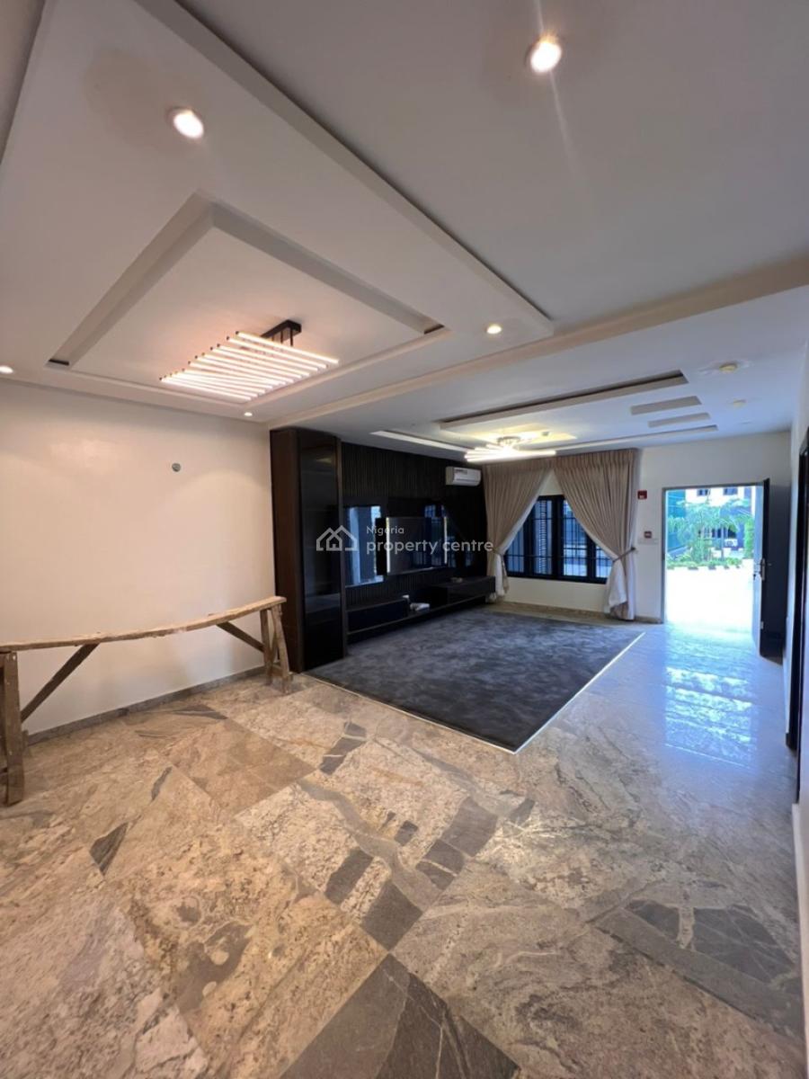 2 Bedrooms Apartment, Wuye Main Tarred Road, Wuye, Abuja, House for Rent