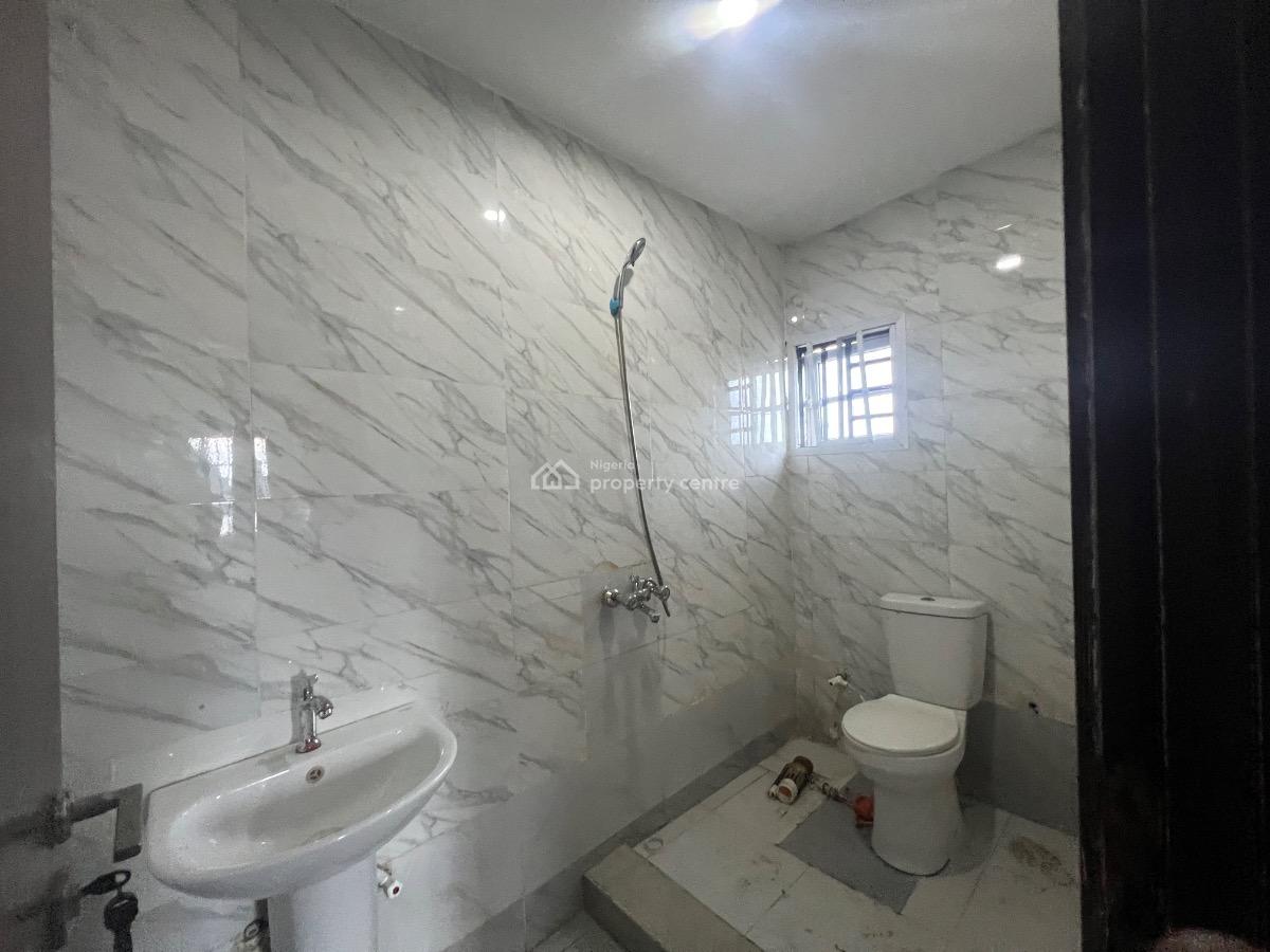 Newly Built 3 Bedroom Penthouse, Sea Side Estate, Badore, Ajah, Lagos, Flat / Apartment for Rent