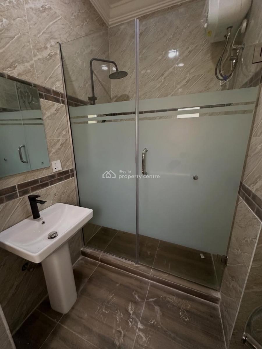 Pristine 3 Bedroom Apartment with Bq and Solar, Katampe, Abuja, Block of Flats for Sale