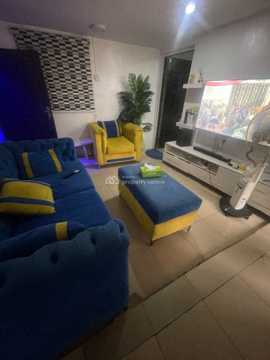 Fantastic 1 Bedroom, Gra Phase 1, Magodo, Lagos, House for Rent