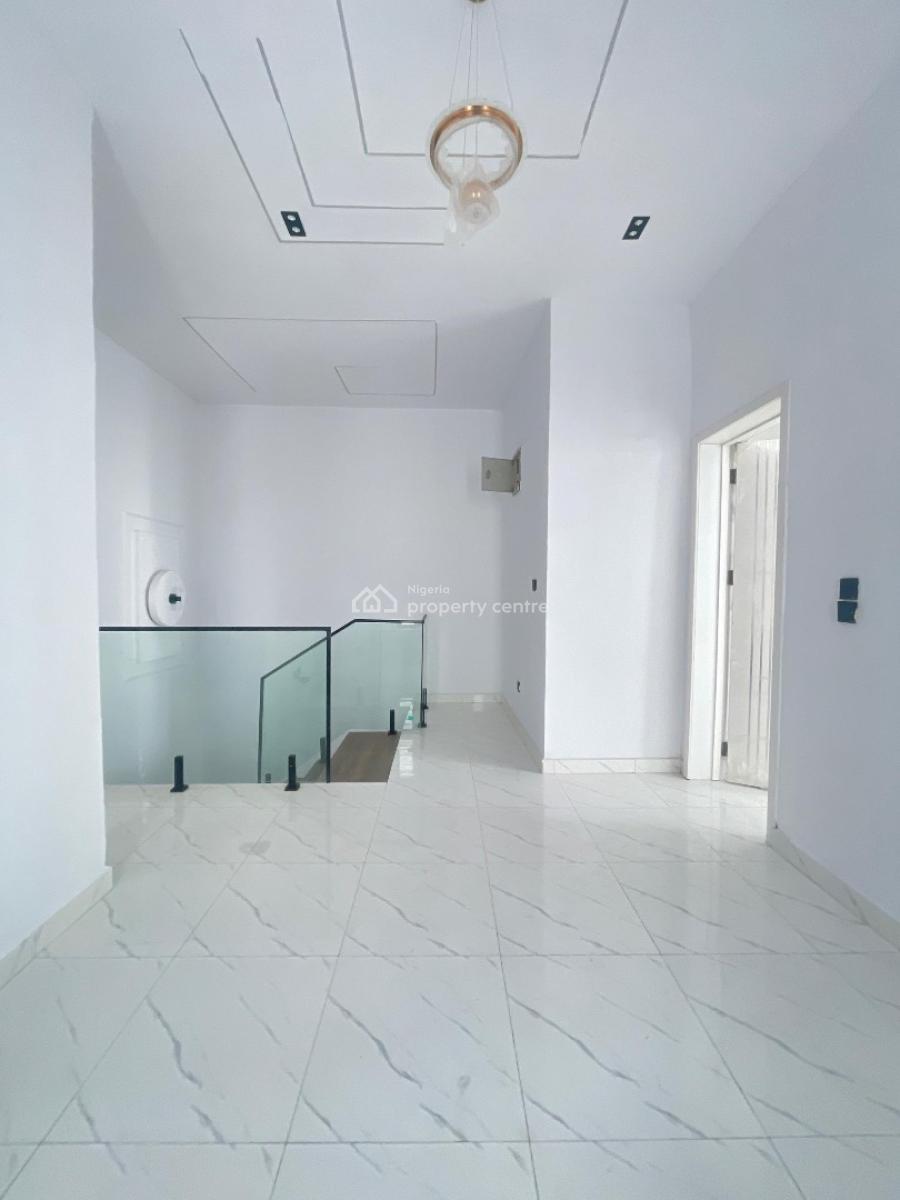 Semi Detached Duplex with a Spacious Living Room, Ikota, Lekki, Lagos, Semi-detached Duplex for Sale