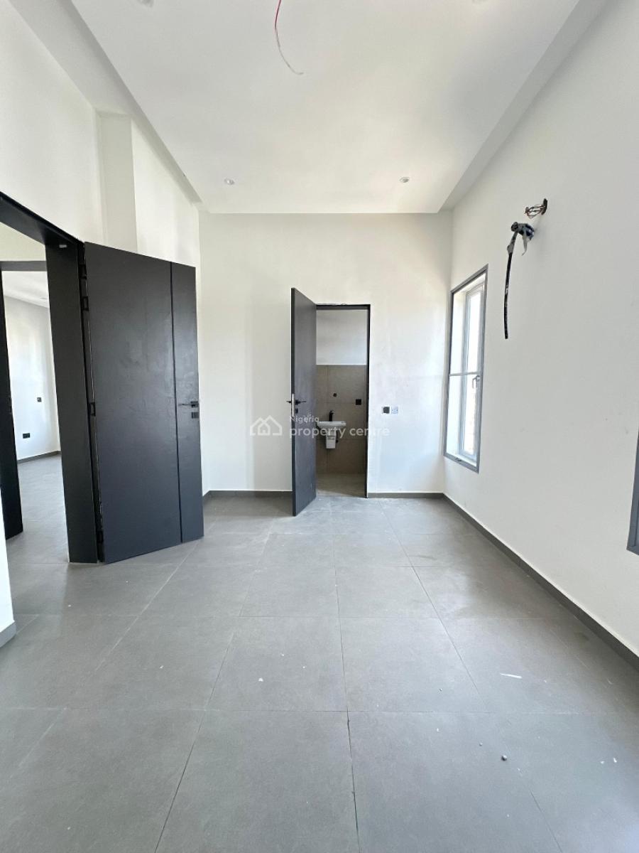 Neatly Finished 4 Bedroom Terrace Duplex with Bq, Lekki Phase 1, Lekki, Lagos, Terraced Duplex for Sale