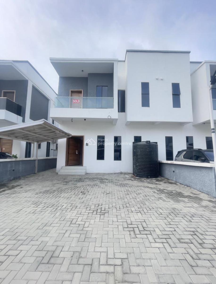 Serviced Semi Detached Duplex with a Spacious Rooms, Tv Console and Bq, Serviced Semi Detached Duplex with a Spacious Rooms, Tv Console and Bq, Vgc, Lekki, Lagos, Semi-detached Duplex for Sale