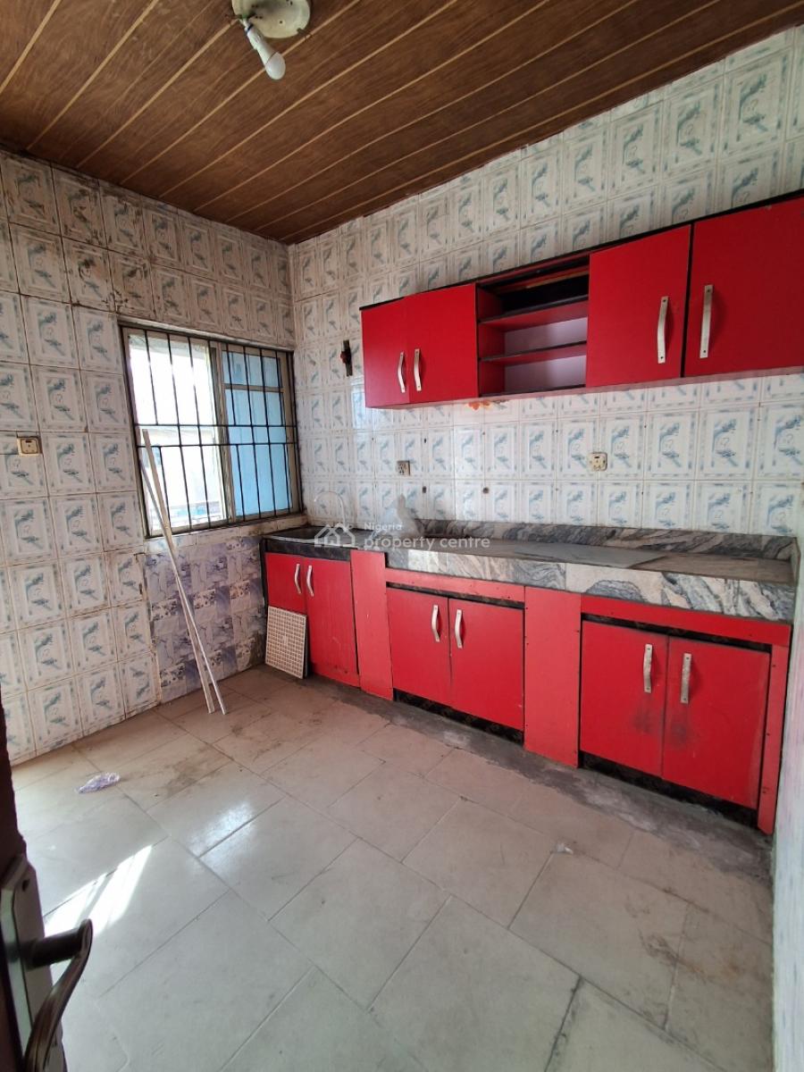 3bedroom Flat Upstairs, in an Estate, Badore, Ajah, Lagos, House for Rent