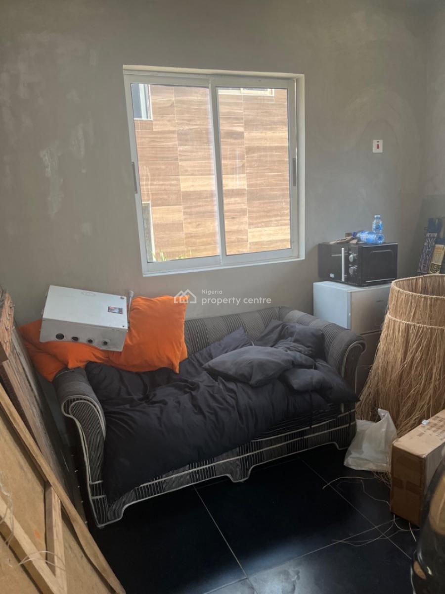 Large Shop Space with Excellent Facilities, Off Idowu Martins Street, Victoria Island (vi), Lagos, Shop for Rent