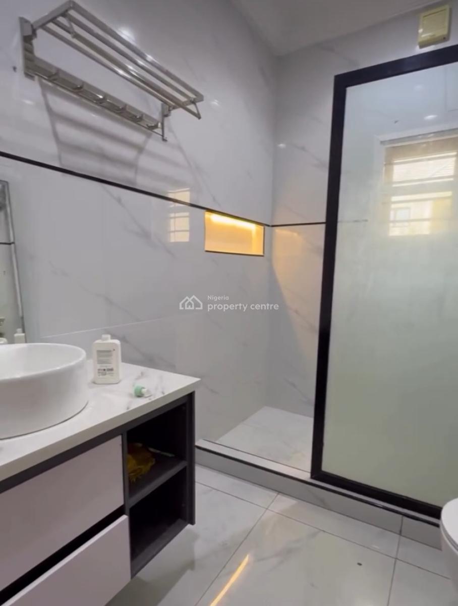 Serviced 4 Bedroom En-suite Detached Duplex with 2 Room Bq, Fitted Kit, Lekki Phase 1, Lekki, Lagos, Detached Duplex for Rent