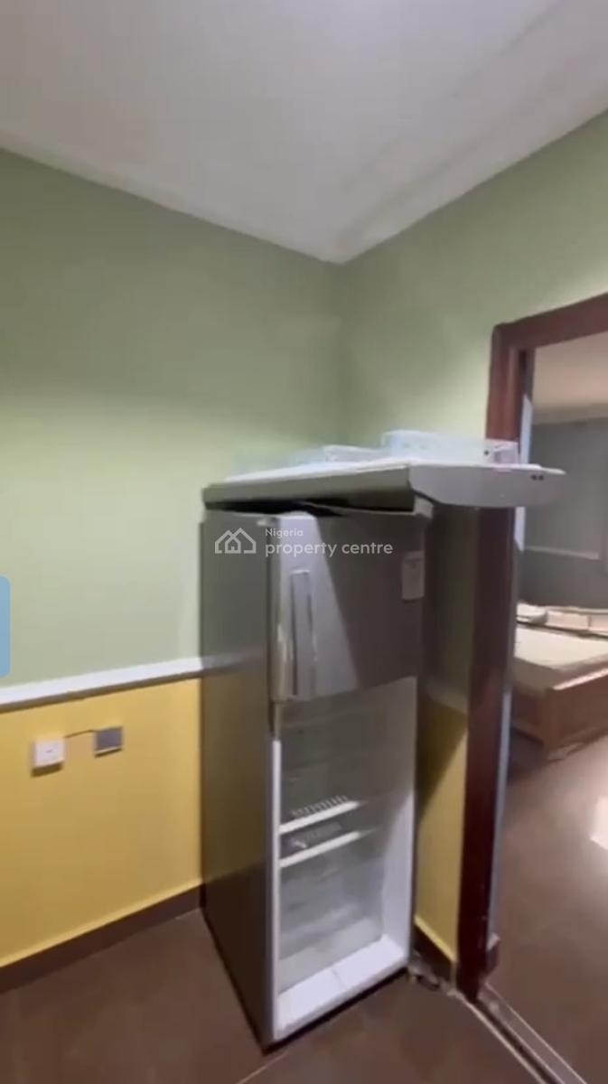 2 Flats, Ogunmwenyi Road, Off Ugbor Central, Benin City, Ikpoba Okha, Edo, Block of Flats for Sale