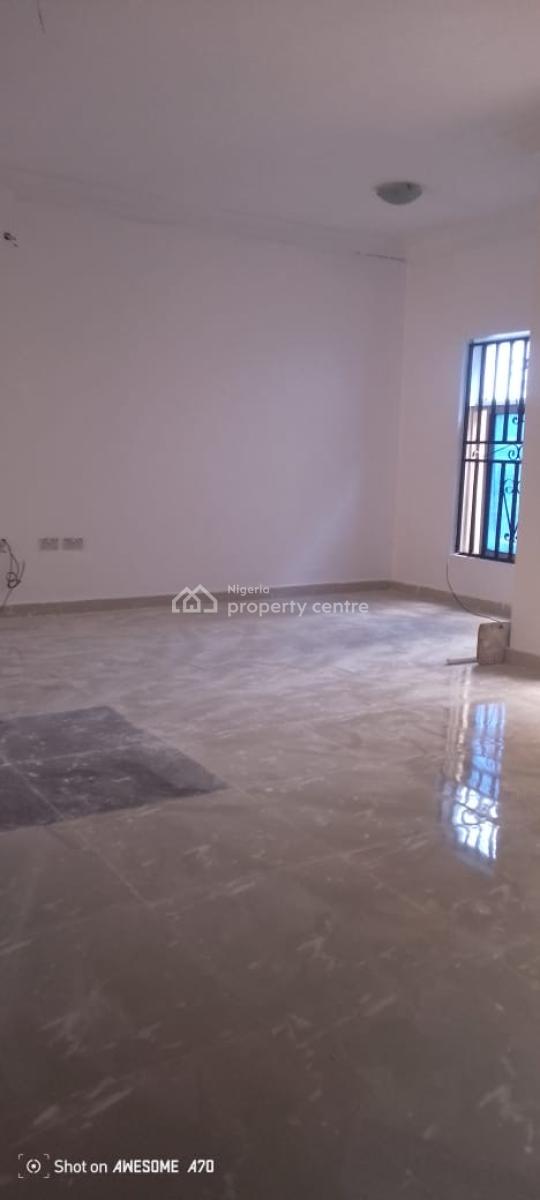 Massive 3 Bedrooms All Rooms Ensuite Apartment, Sabo, Alagomeji, Yaba, Lagos, Flat / Apartment for Rent