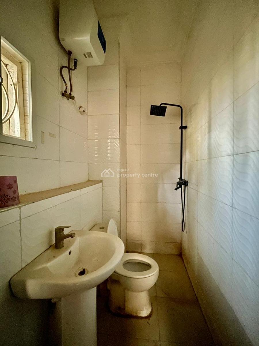 Excellent Spacious 2 Bedroom Apartment, By Living Fait, Jahi, Abuja, Flat / Apartment for Rent