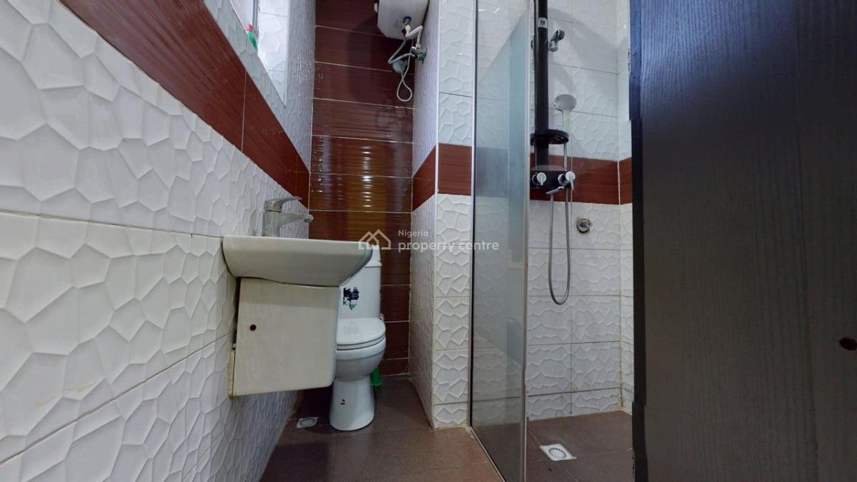 a Fantastic Lovely Superb 3 Bedroom Flat with Bq, Off Hughes Avenue, Alagomeji, Yaba, Lagos, Flat / Apartment for Sale