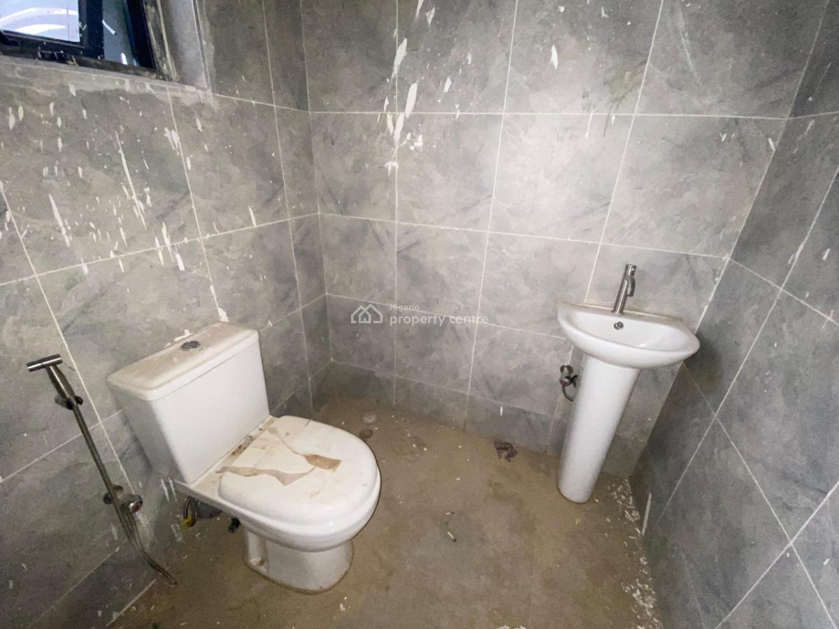 Shop  Available, Located in a Shopping Mall Facing a Major Road, Wuse 2, Abuja, Shop for Rent