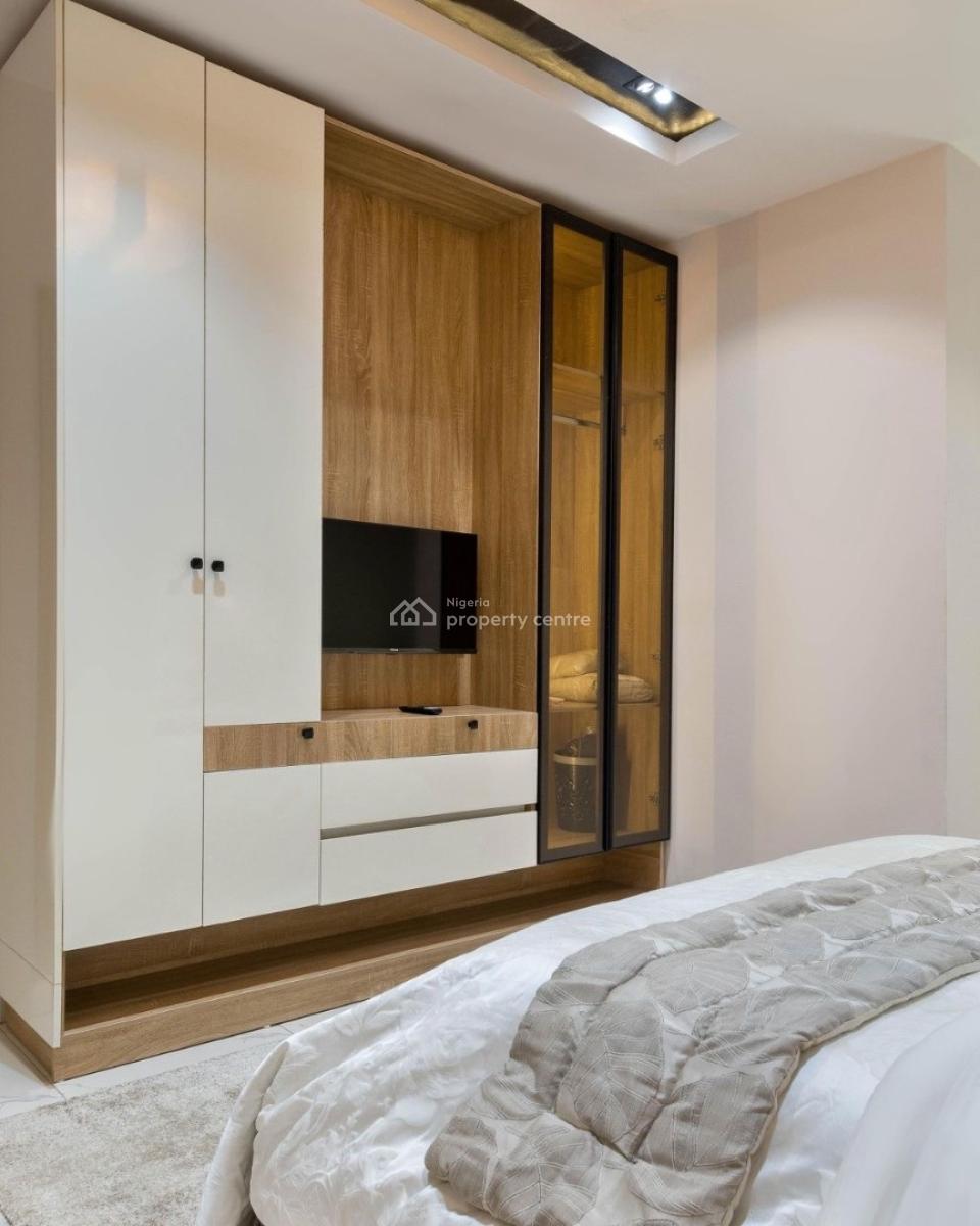 2 Bedrooms Furnished Apartment 5 Minutes Walk to The Beach, Ikate, Lekki, Lagos, Flat / Apartment Short Let