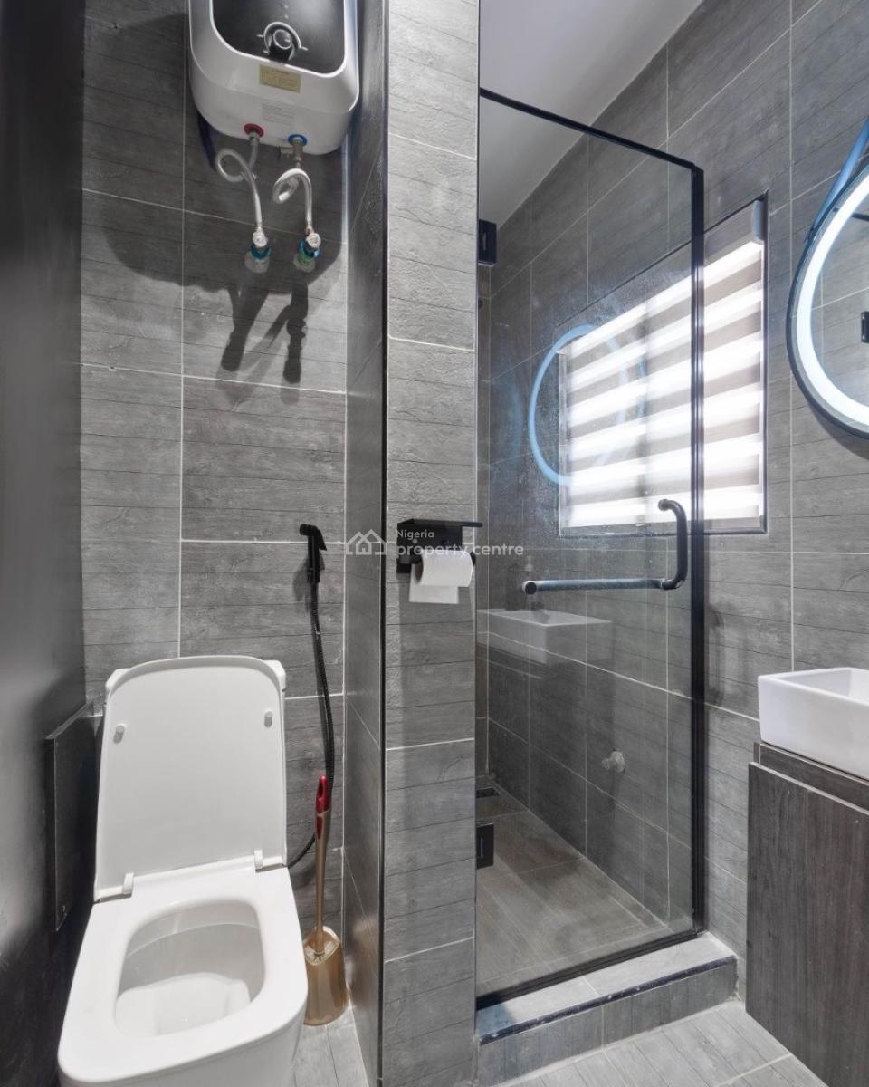 2 Bedrooms Furnished Apartment 5 Minutes Walk to The Beach, Ikate, Lekki, Lagos, Flat / Apartment Short Let