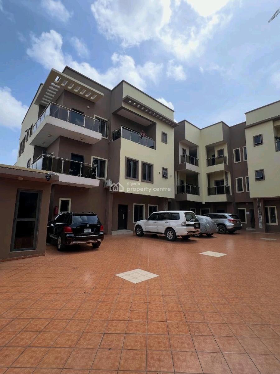 This Is a Lovely 3 Bedroom Apartment, Lekki Phase 1, Lekki, Lagos, Flat / Apartment for Rent