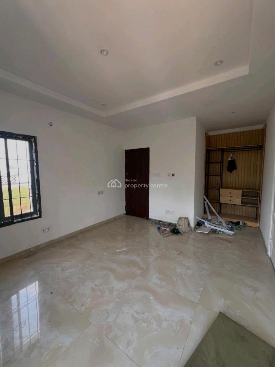 This Is a Lovely 3 Bedroom Apartment, Lekki Phase 1, Lekki, Lagos, Flat / Apartment for Rent