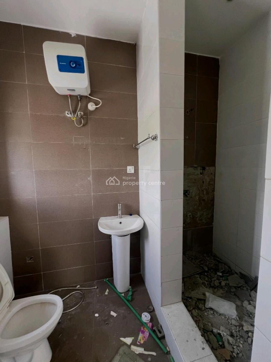 This Is a Lovely 3 Bedroom Apartment, Lekki Phase 1, Lekki, Lagos, Flat / Apartment for Rent