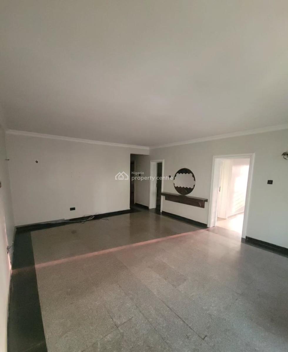 Serviced 2 Bedroom En-suite Flat with an Enclosed Fitted Kitchen, Cook, Lekki Phase 1, Lekki, Lagos, Flat / Apartment for Rent