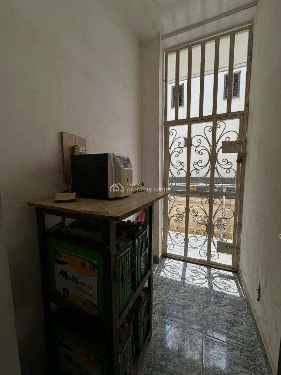 Fully Furnished 3 Bedroom Apartment +  Boys Quarters and Solar, Jahi, Abuja, Block of Flats for Sale