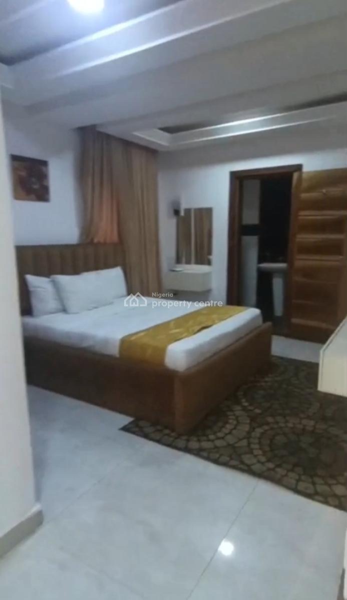 Luxury Furnished / Unfurnished Miniflat in a Beautiful Estate, Lekki Phase 1, Lekki Phase 1, Lekki, Lagos, Mini Flat (room and Parlour) for Rent