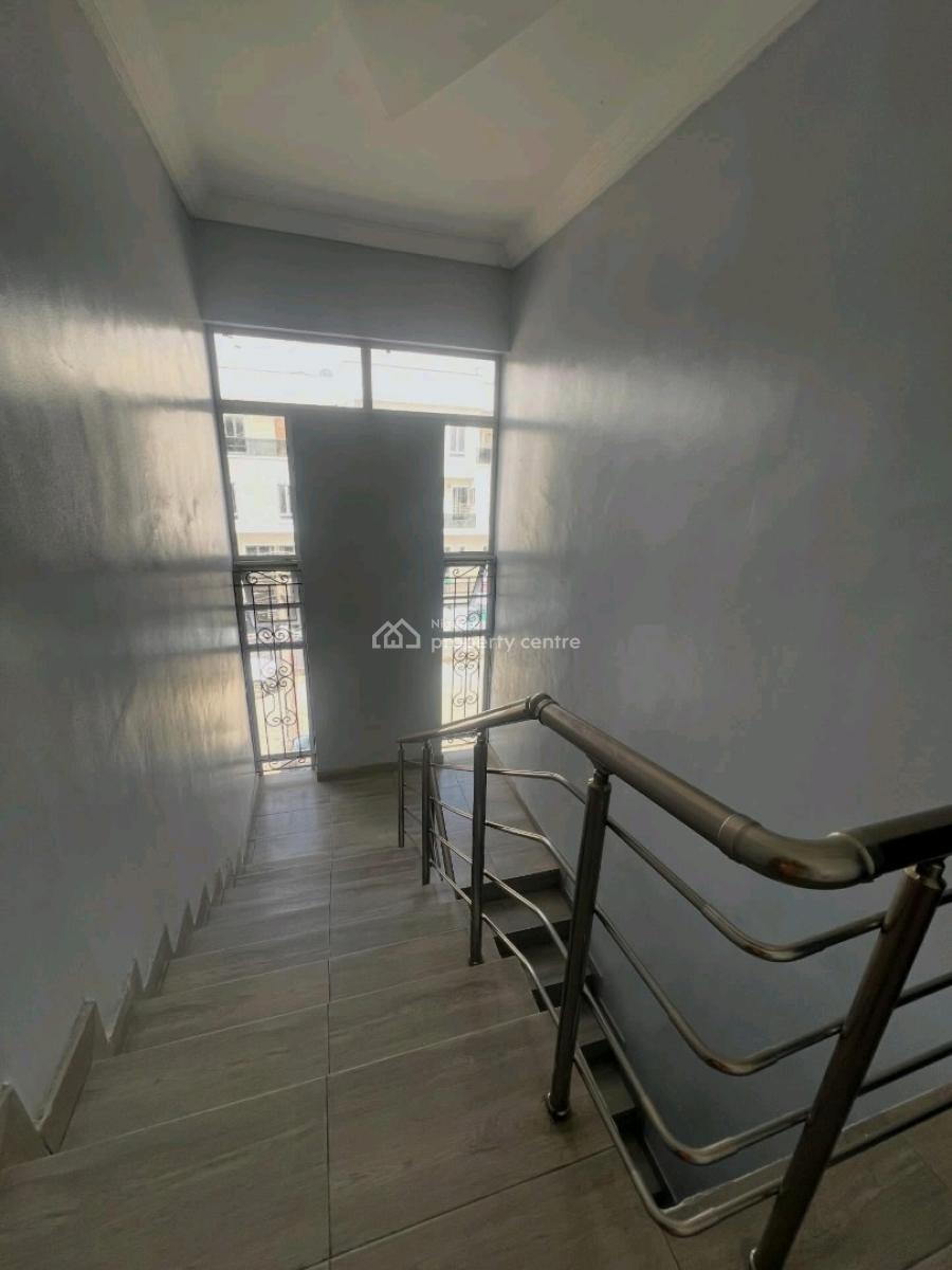 This Is a Lovely 3 Bedroom Apartment, Idado, Lekki, Lagos, Flat / Apartment for Sale