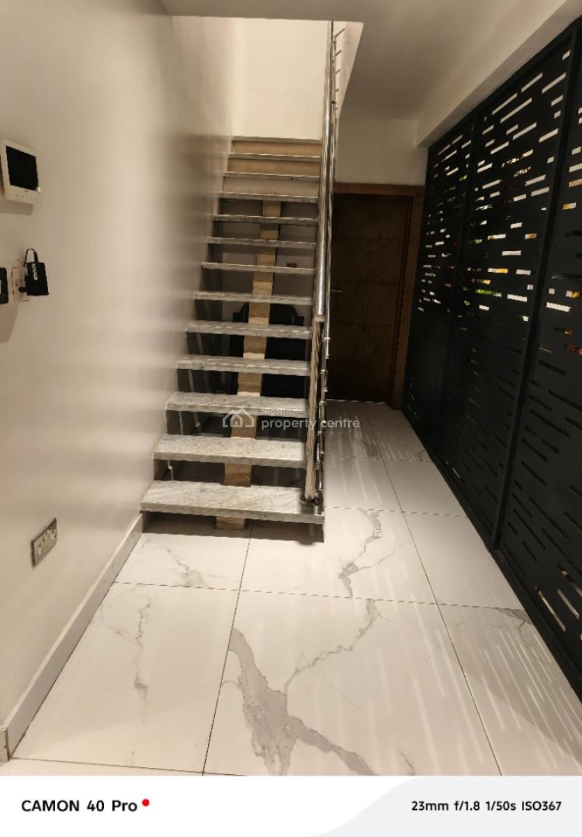 Luxury 3bed Furnished Maisonette, Off Ajoshe Adeogun, Victoria Island (vi), Lagos, Flat / Apartment for Rent
