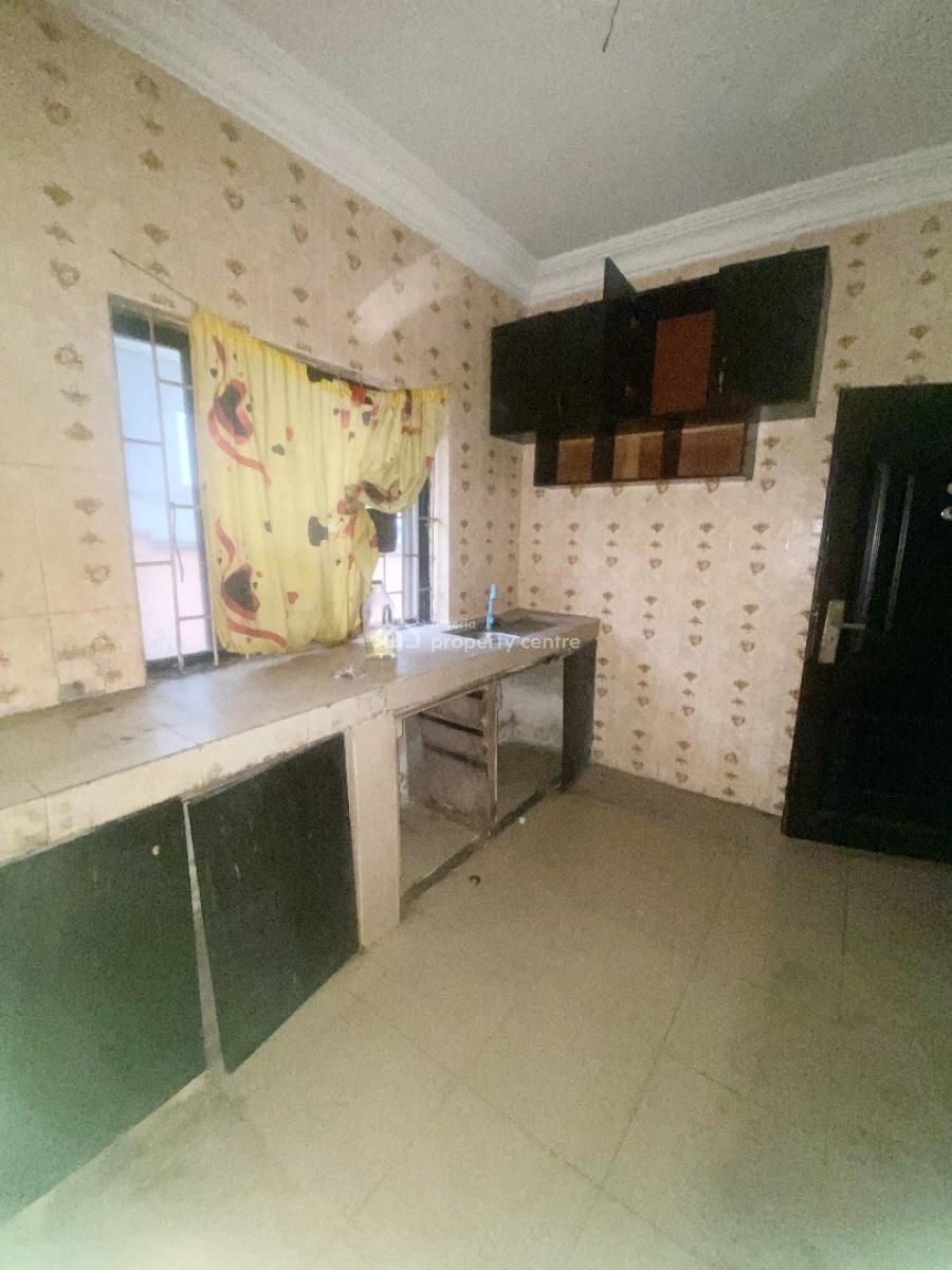 a Well Maintained Spacious 3 Bedroom Flat, River Valley Estate, Ojodu Berger, Ojodu, Lagos, Flat / Apartment for Rent