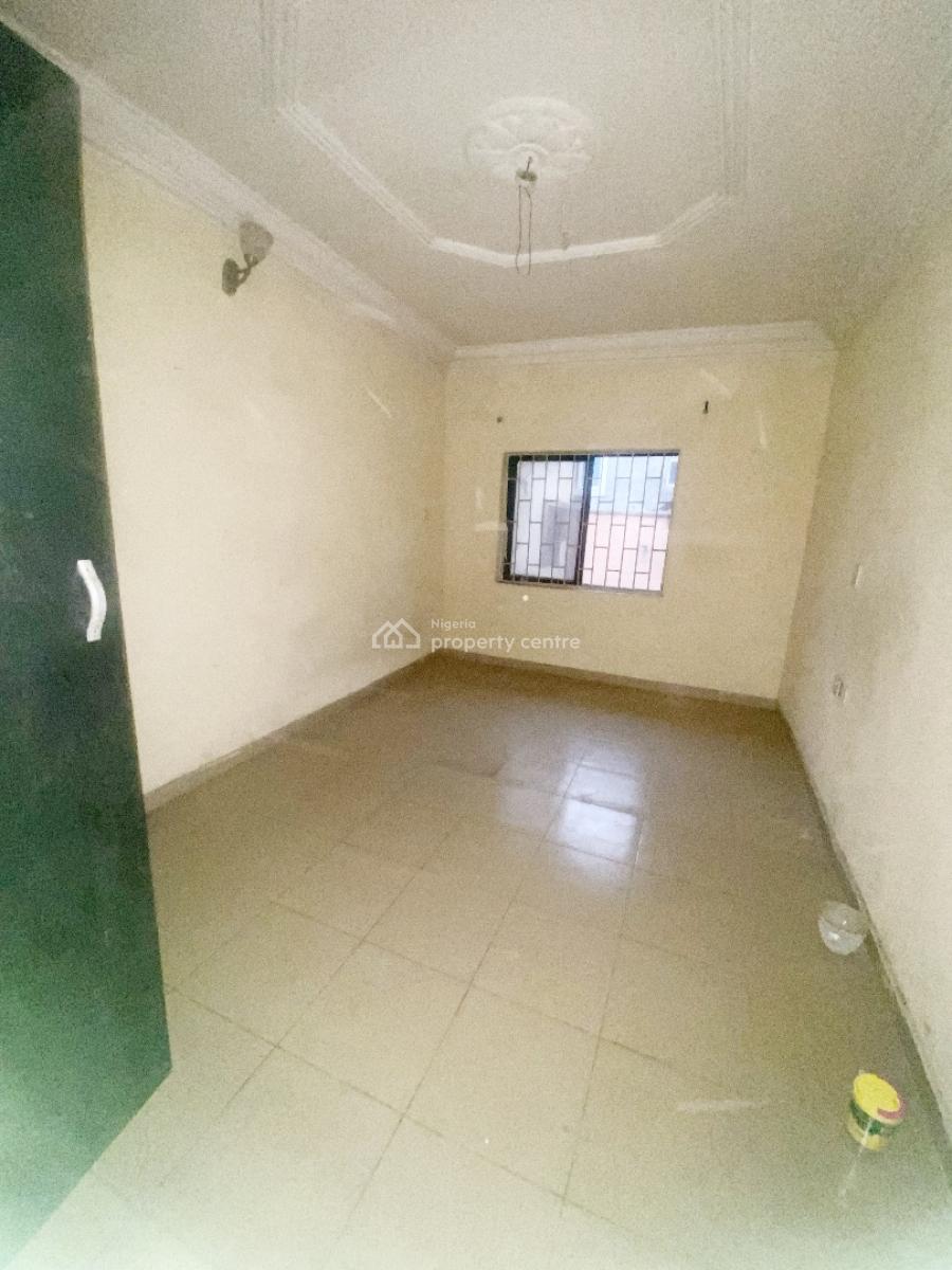 a Well Maintained Spacious 3 Bedroom Flat, River Valley Estate, Ojodu Berger, Ojodu, Lagos, Flat / Apartment for Rent