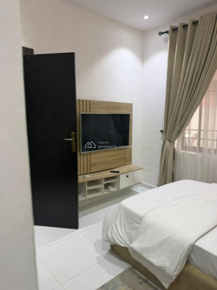 Well Finished and Fully Furnished 3 Bedroom Flat, Off Caroline Atuonah Street, Lekki Phase 1, Lekki, Lagos, Flat / Apartment for Rent