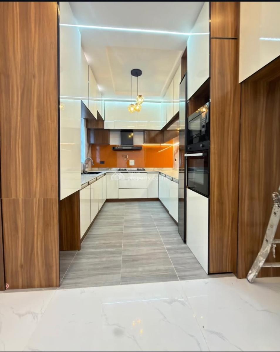 5 Bedroom Spacious House with Bq, Omole, Omole Phase 1, Ikeja, Lagos, Detached Duplex for Sale