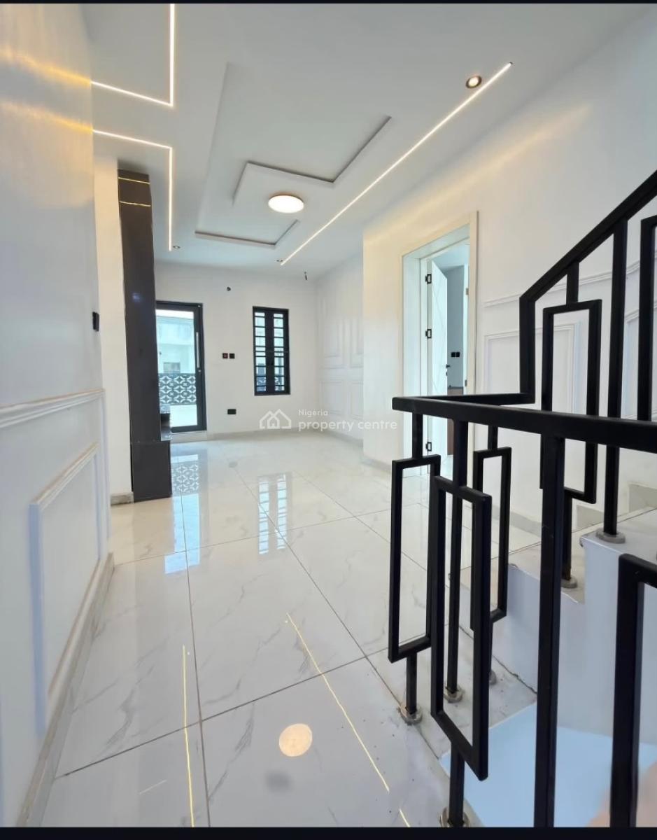 5 Bedroom Spacious House with Bq, Omole, Omole Phase 1, Ikeja, Lagos, Detached Duplex for Sale