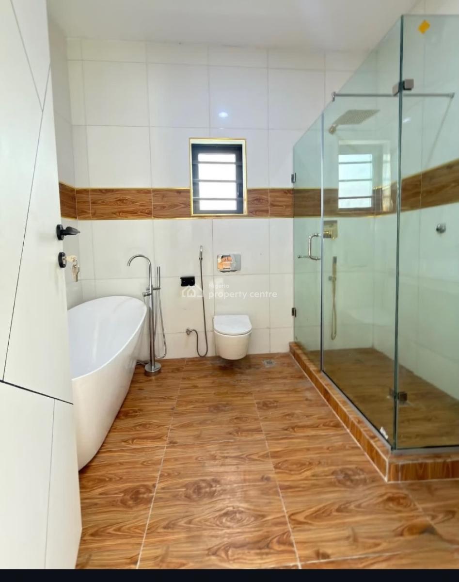 5 Bedroom Spacious House with Bq, Omole, Omole Phase 1, Ikeja, Lagos, Detached Duplex for Sale